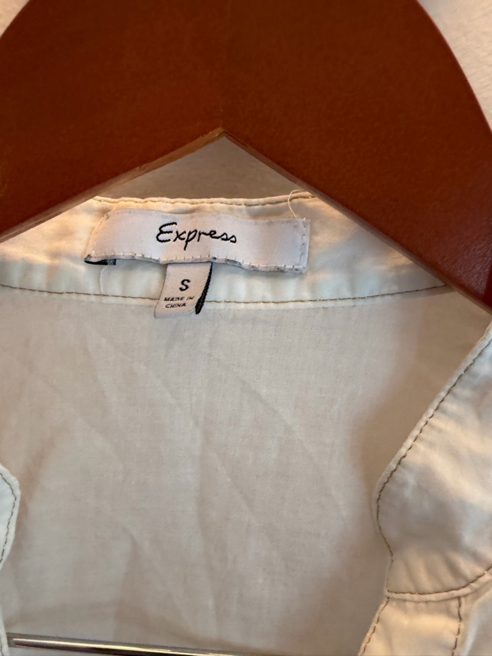 Express White 100% Cotton Pintuck V-Neck 3/4 Sleeve Tie Back Tunic Blouse Small - Picture 3 of 5